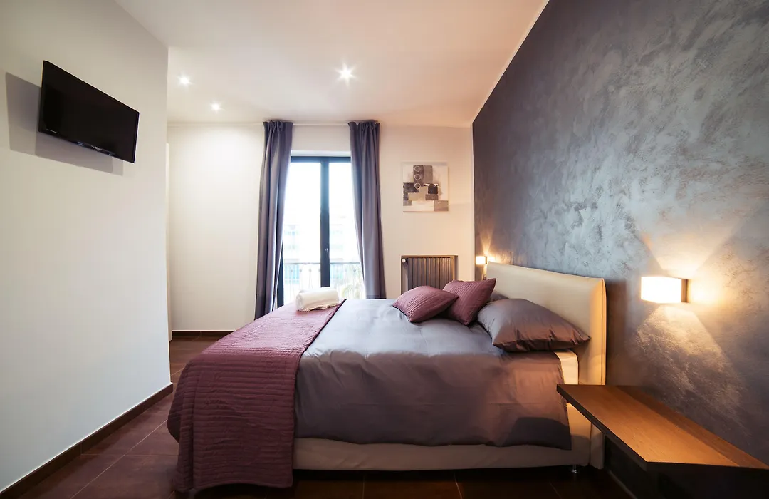 Glam House-1